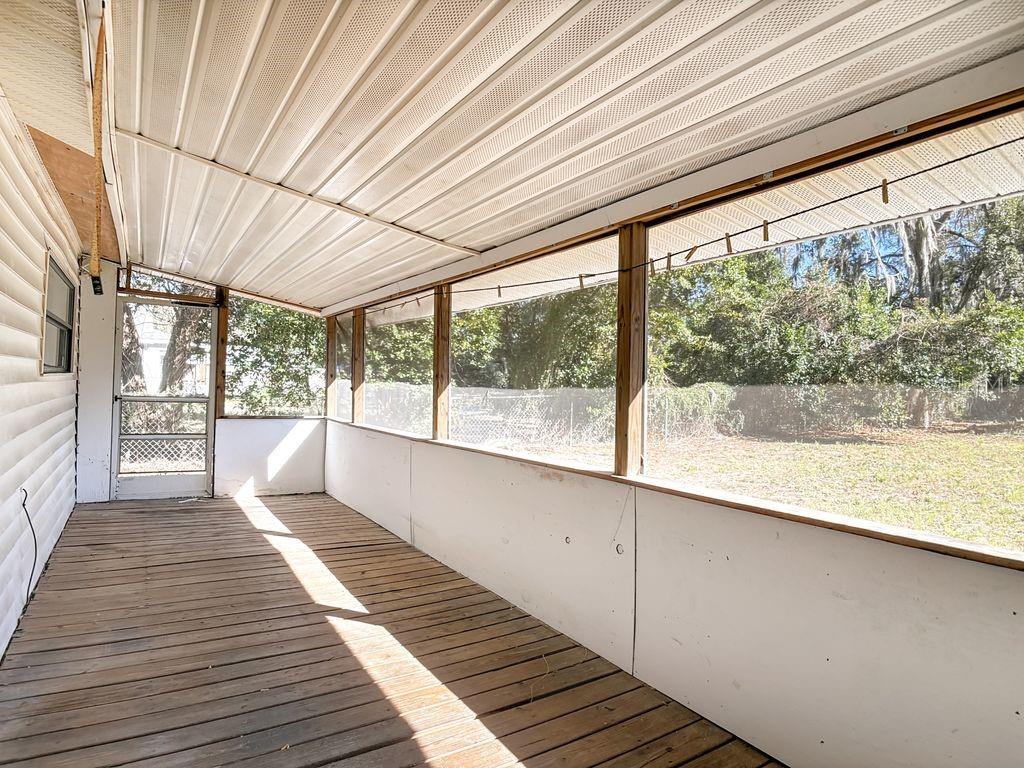 Image 25 of 30 For 106 Rosehill Avenue