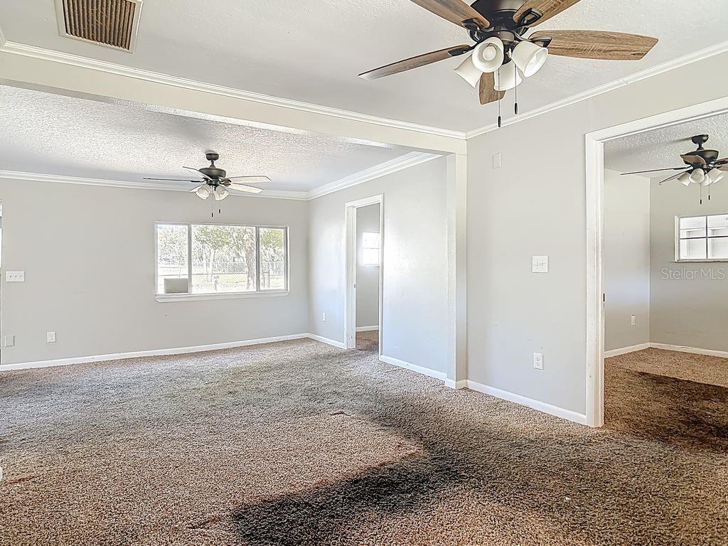 Image 9 of 30 For 106 Rosehill Avenue