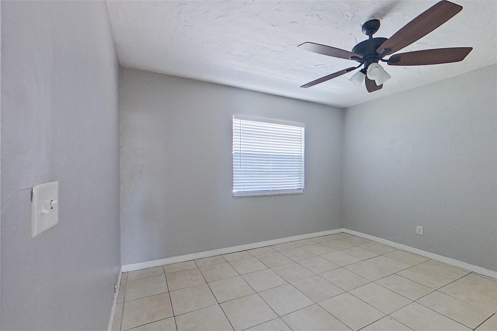 Image 7 of 16 For 5140 17th Avenue N