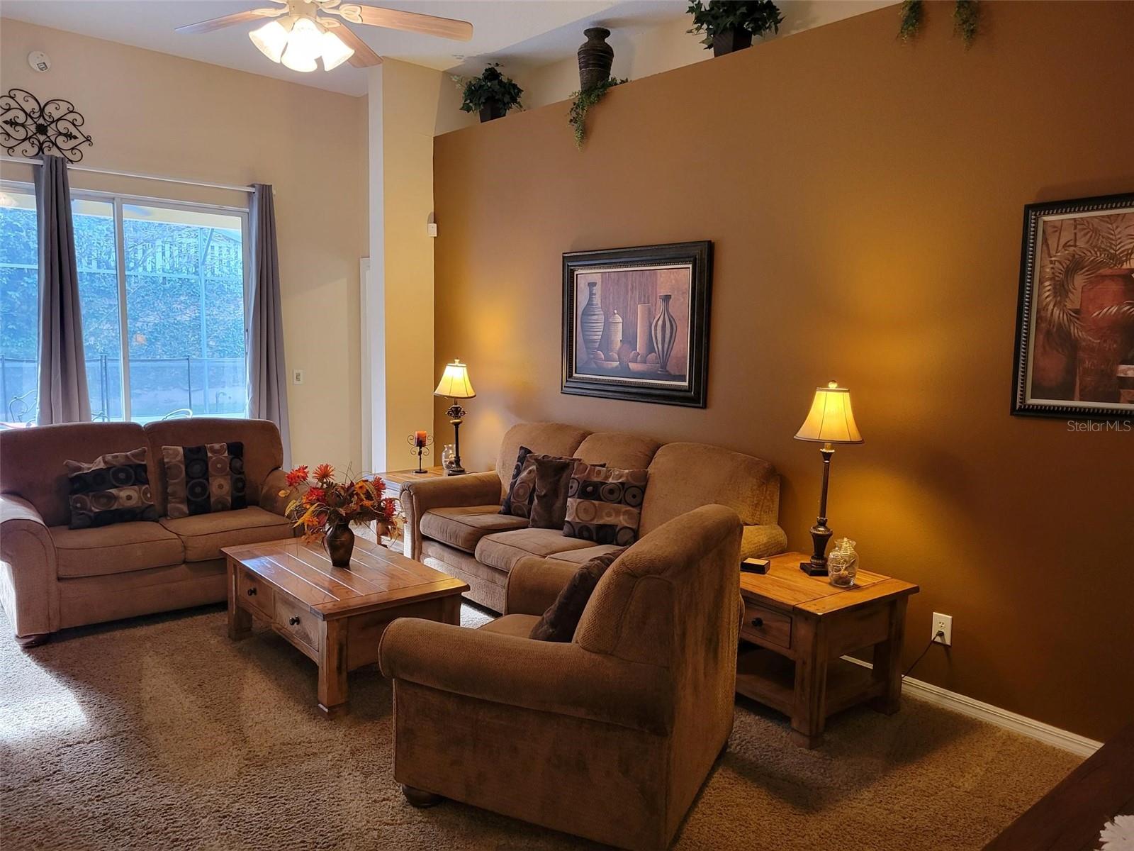 Image 10 of 31 For 643 Orista Drive