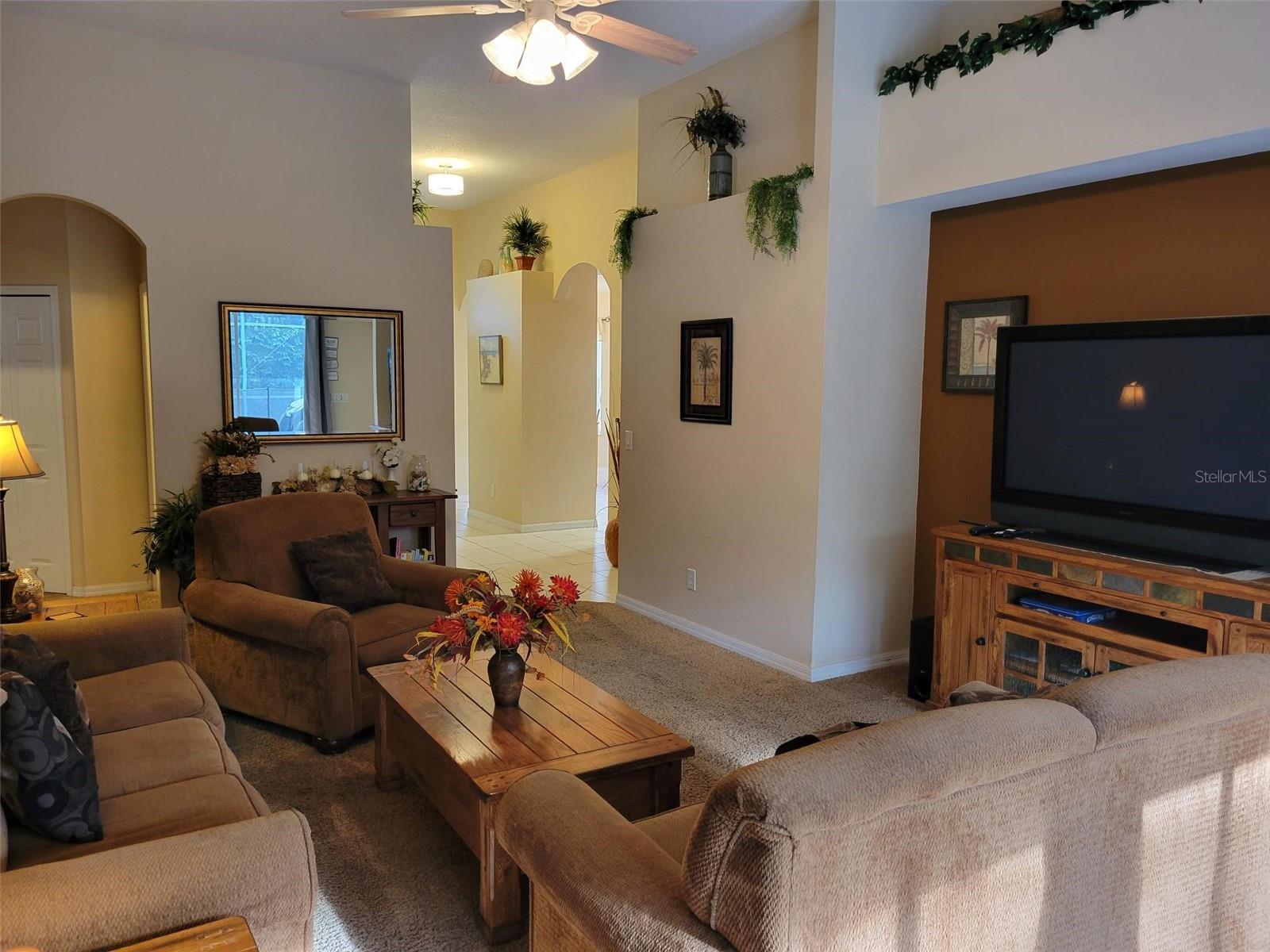 Image 12 of 31 For 643 Orista Drive