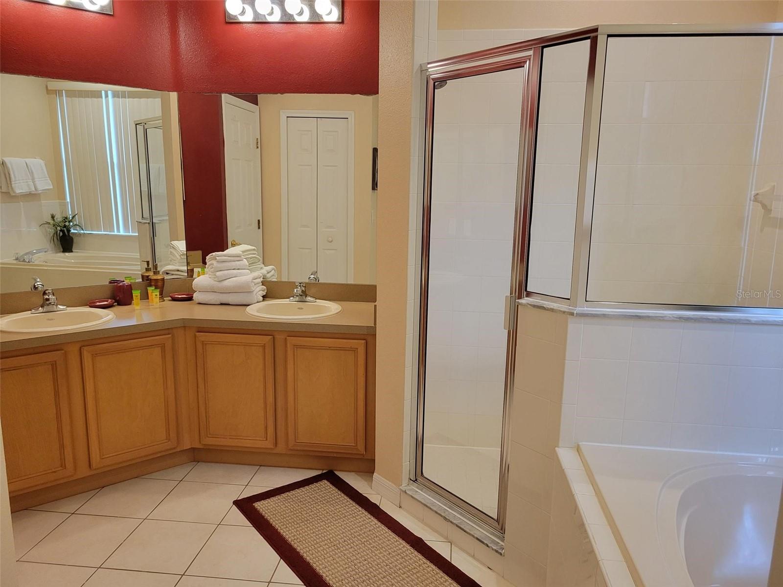 Image 17 of 31 For 643 Orista Drive