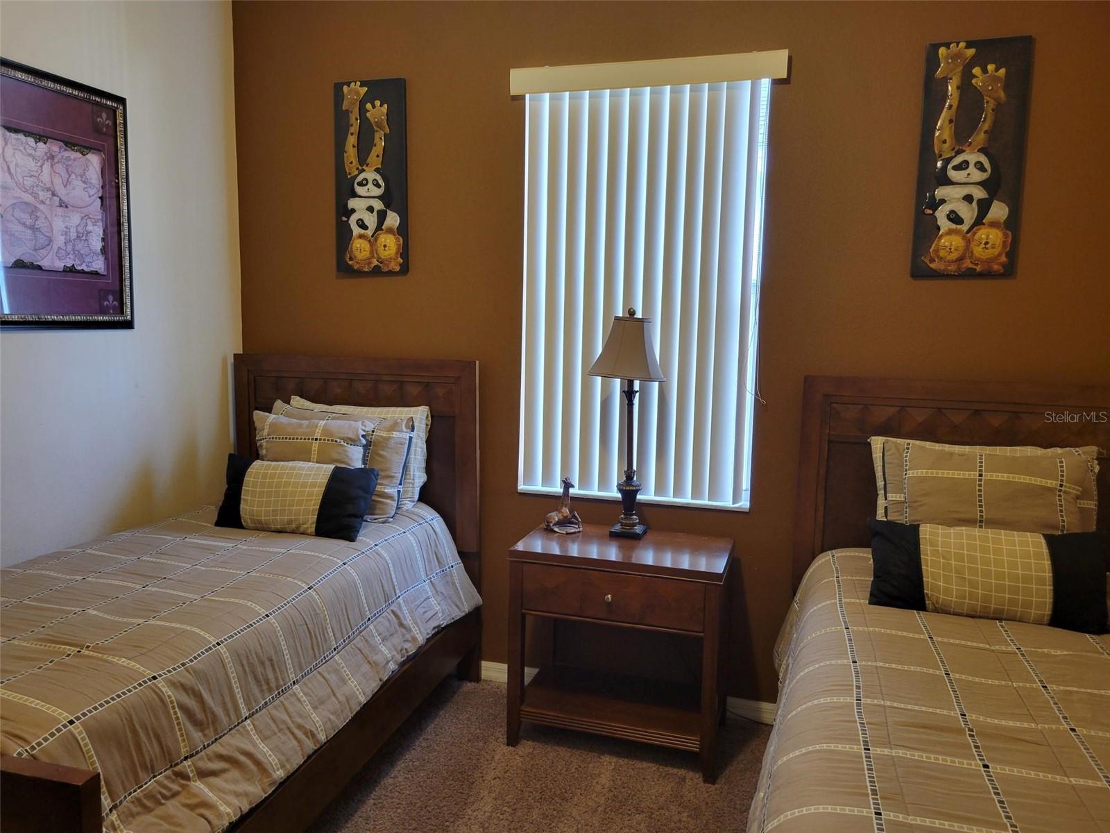 Image 23 of 31 For 643 Orista Drive