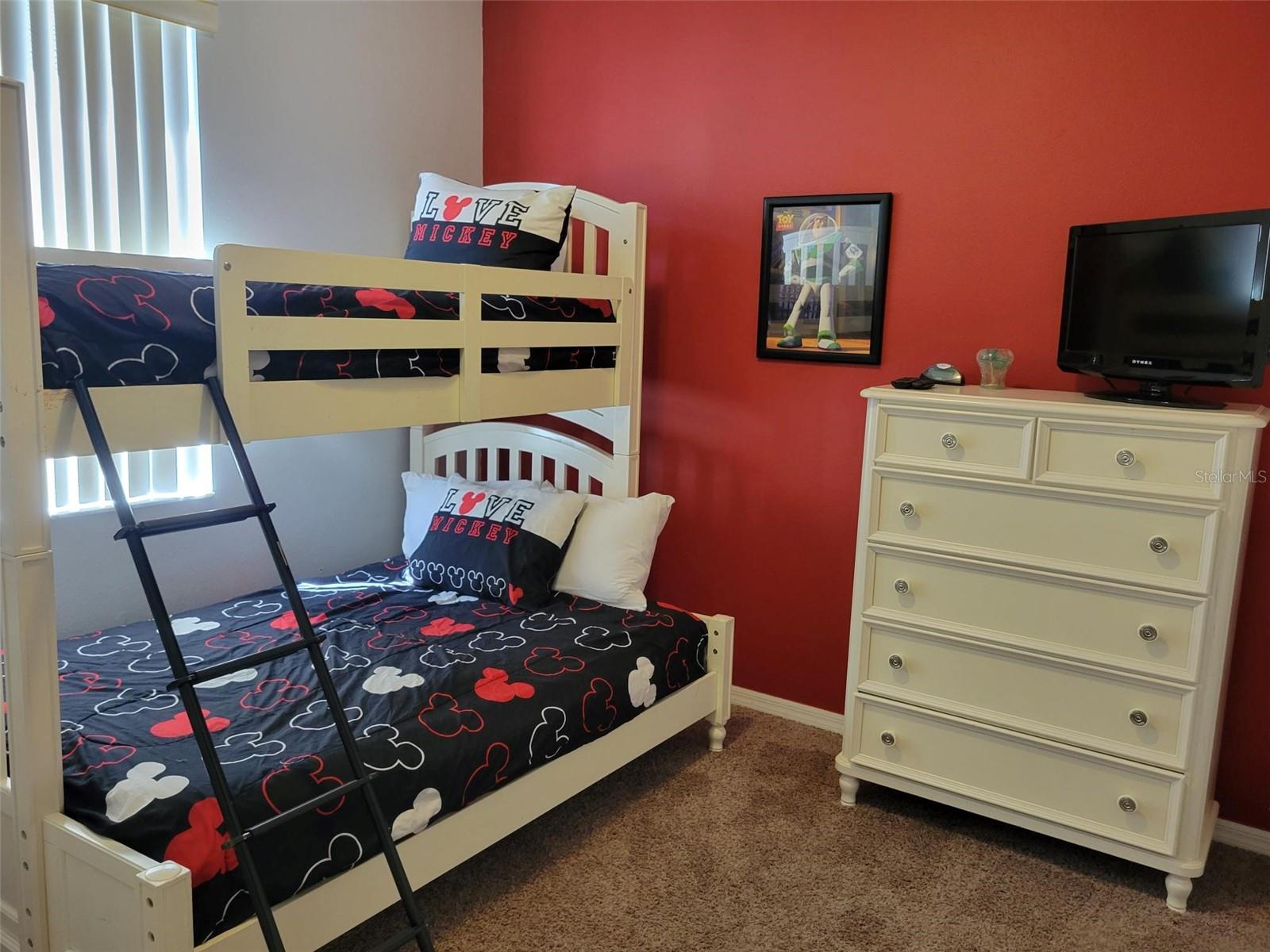 Image 24 of 31 For 643 Orista Drive