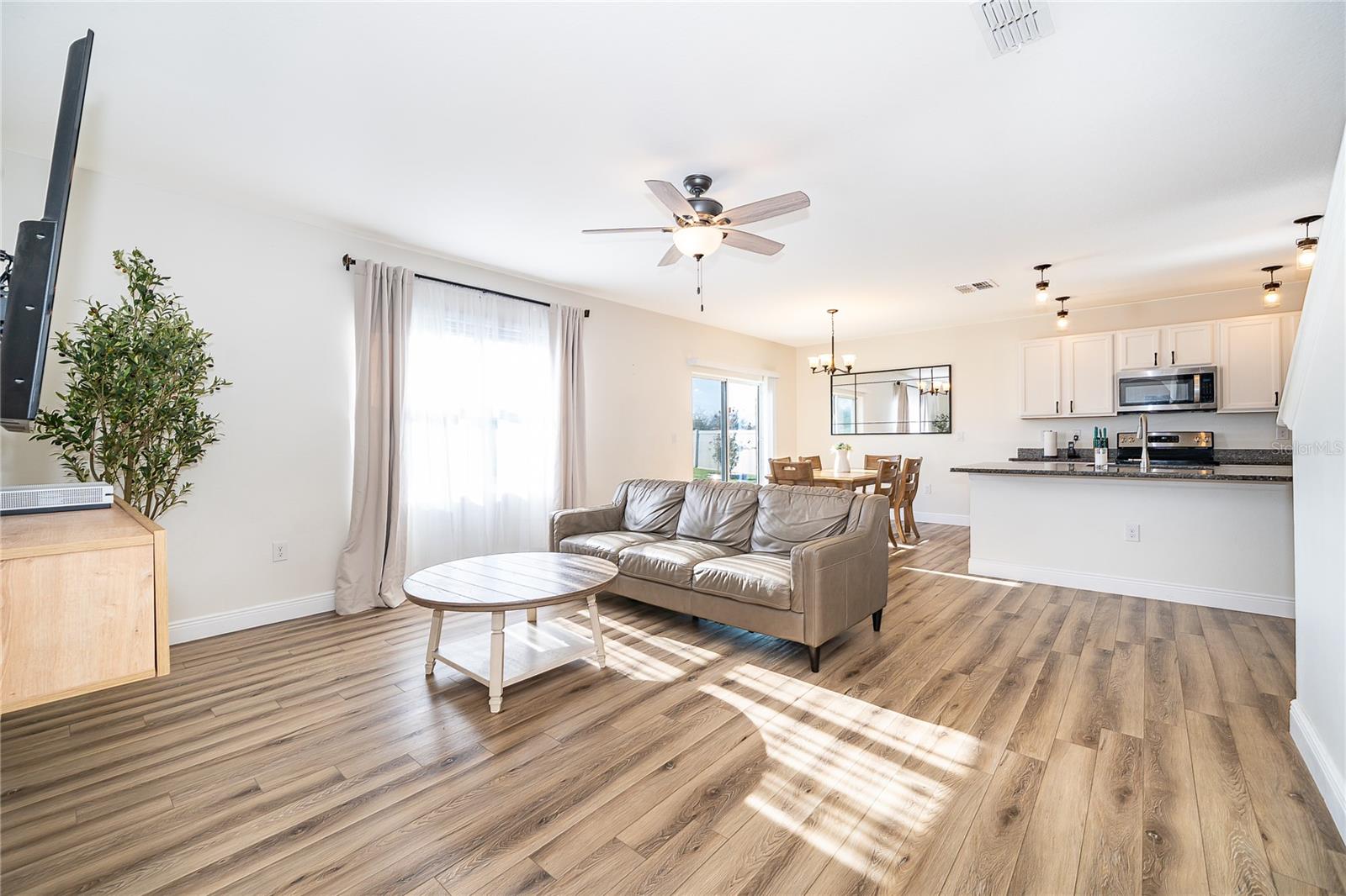 Image 13 of 36 For 2036 White Pelican Terrace