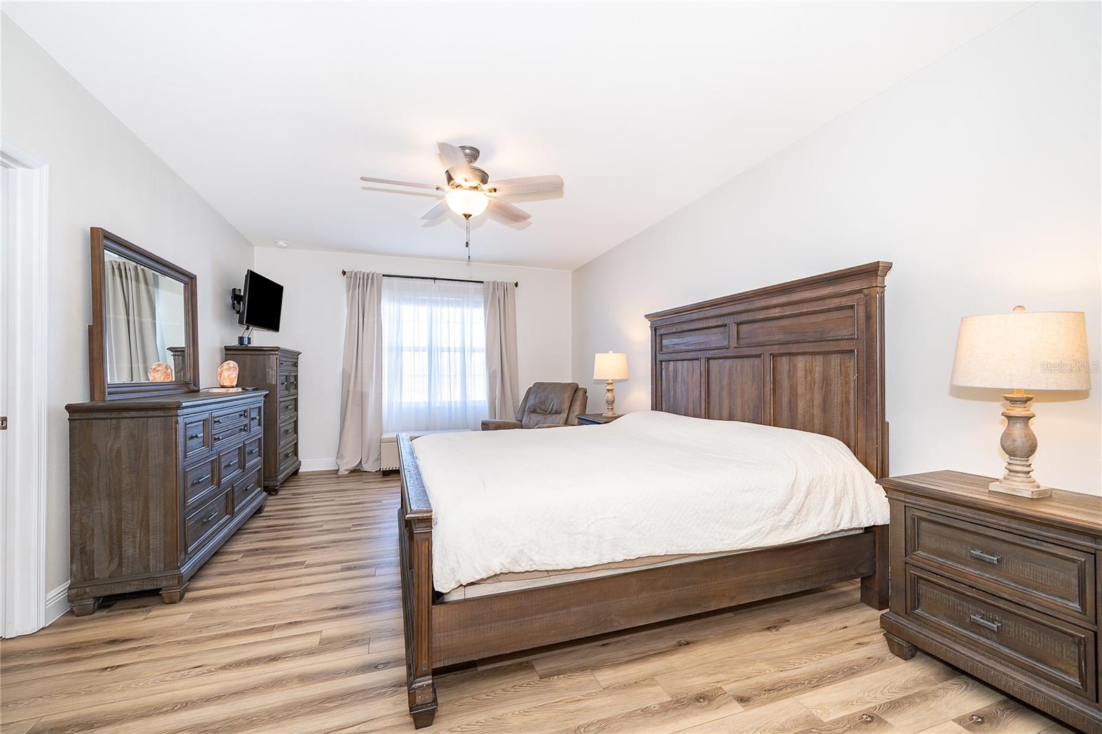 Image 18 of 36 For 2036 White Pelican Terrace