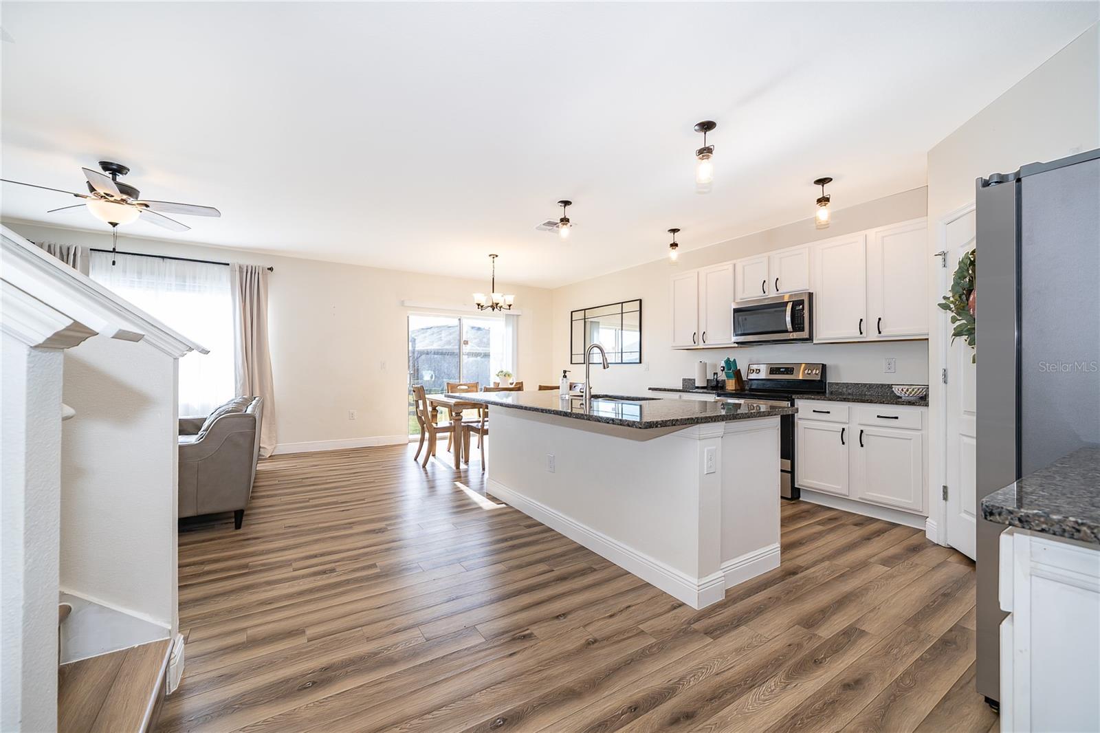 Image 6 of 36 For 2036 White Pelican Terrace