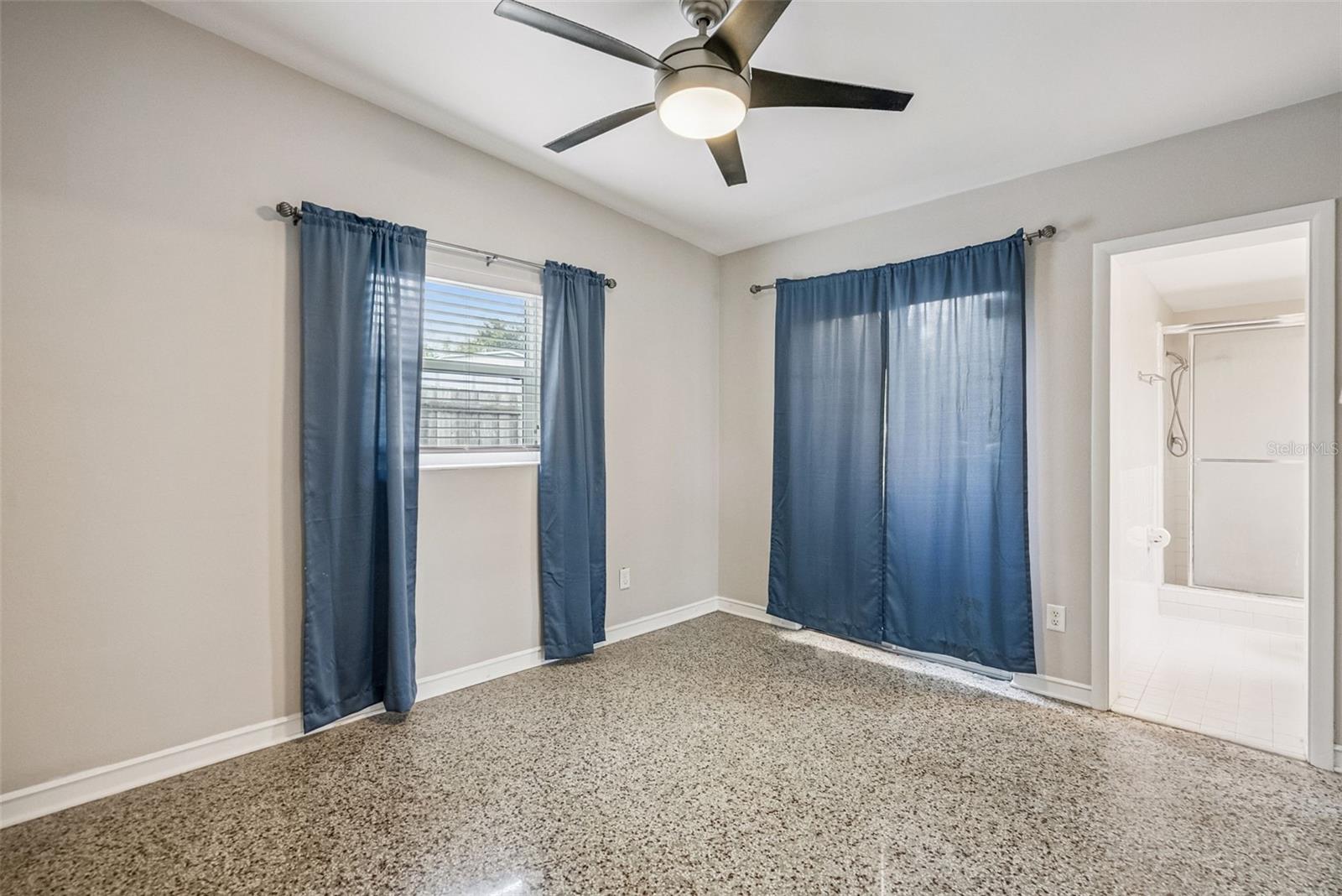 Image 13 of 22 For 3218 Carnine Drive