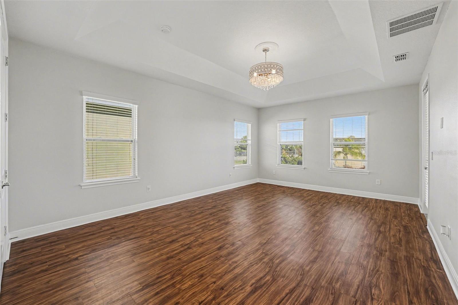 Image 14 of 35 For 190 Minton Loop