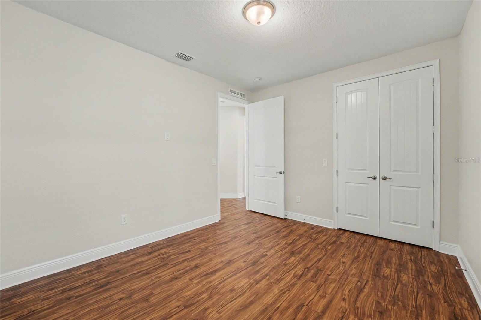 Image 24 of 35 For 190 Minton Loop