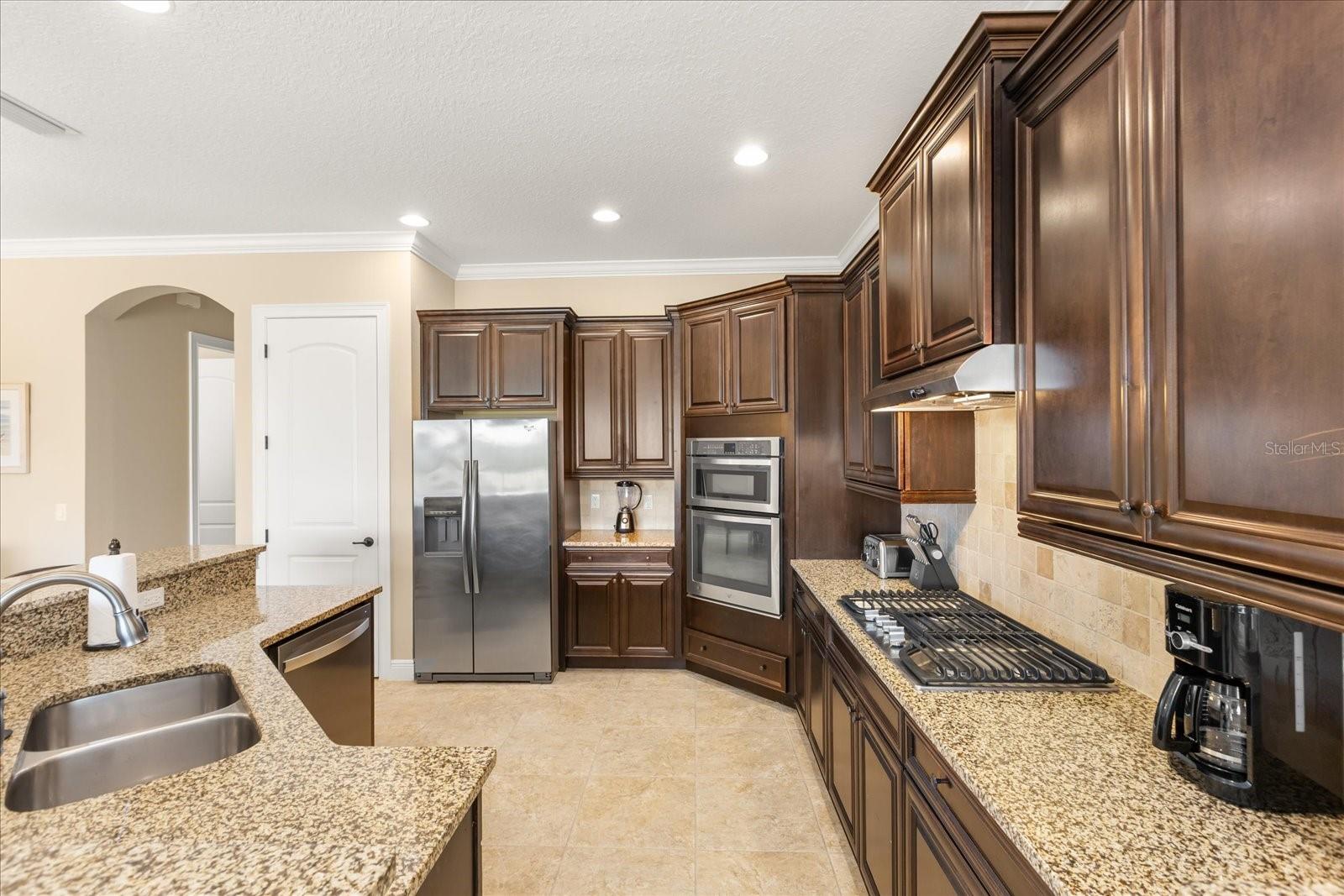 Image 16 of 78 For 989 Desert Mountain Court