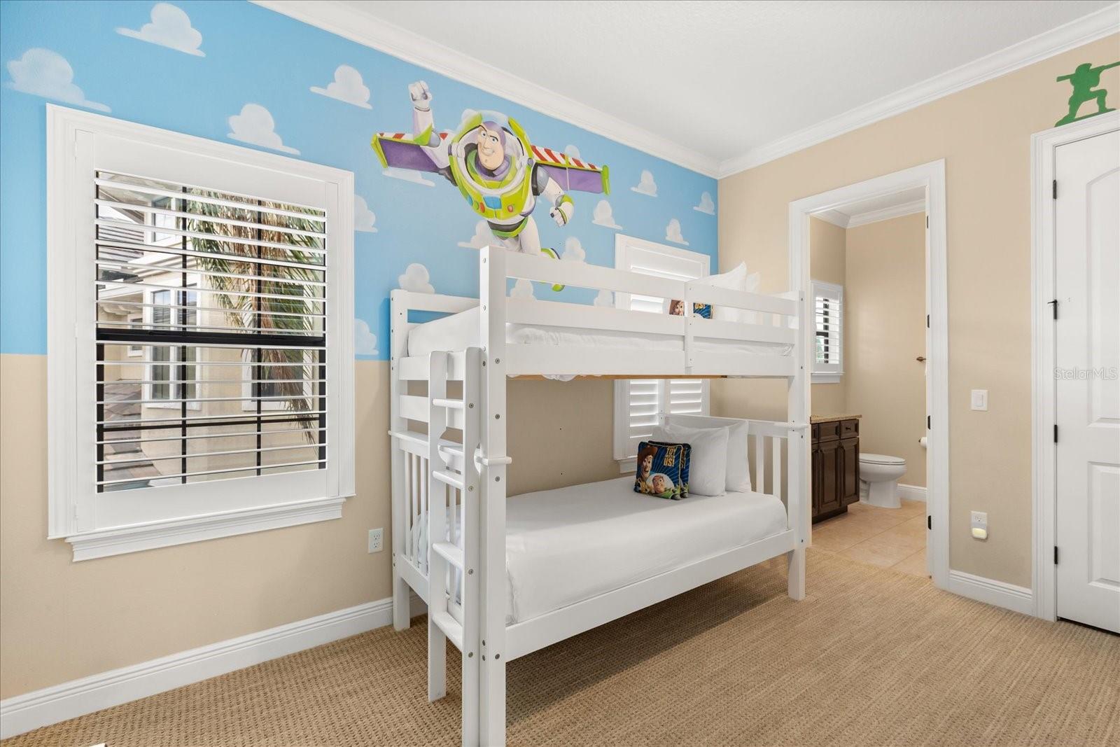 Image 36 of 78 For 989 Desert Mountain Court