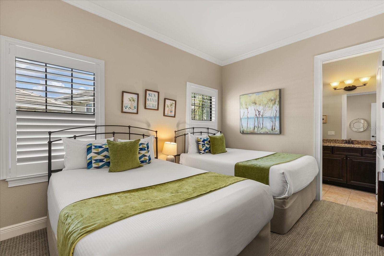 Image 39 of 78 For 989 Desert Mountain Court