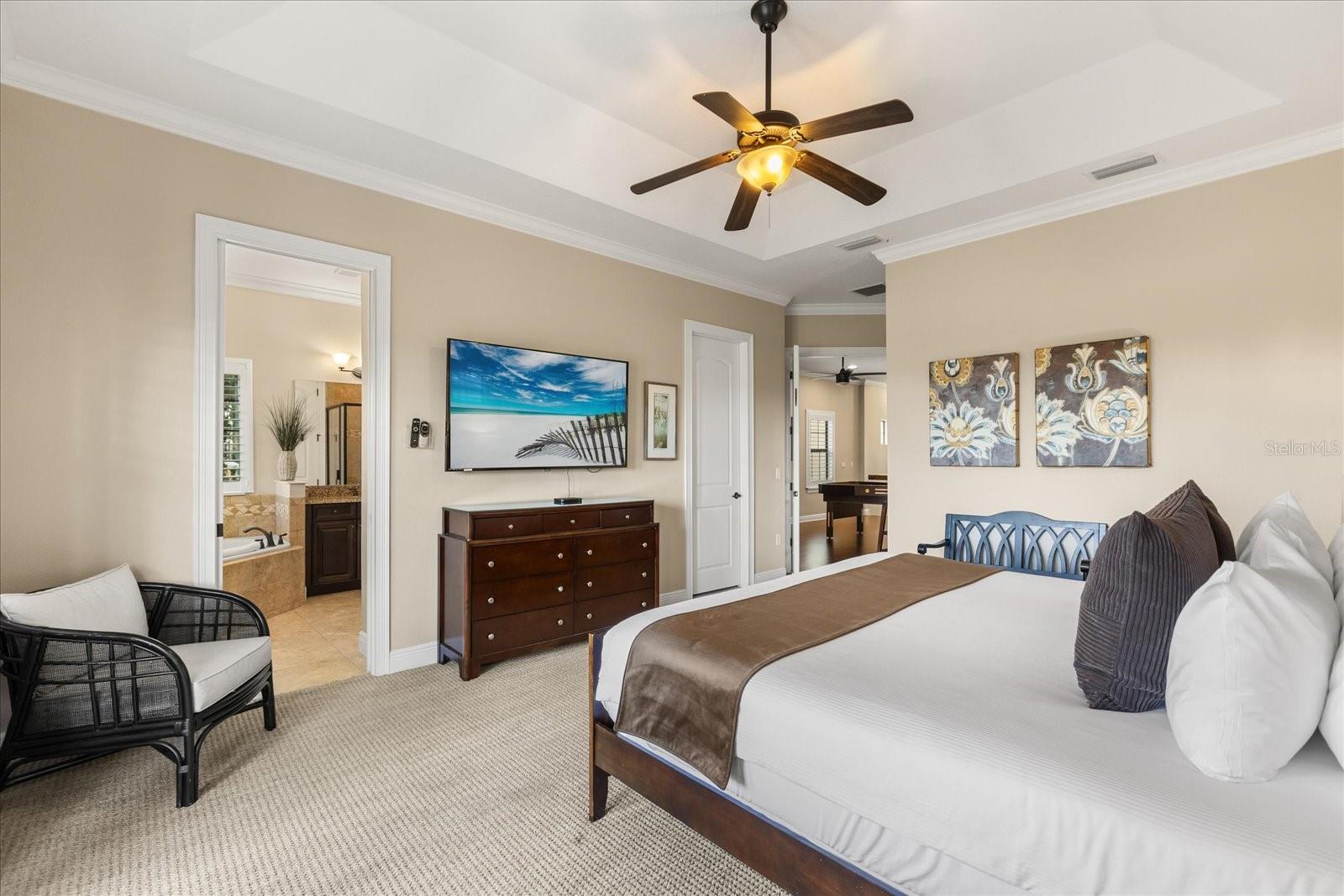 Image 47 of 78 For 989 Desert Mountain Court