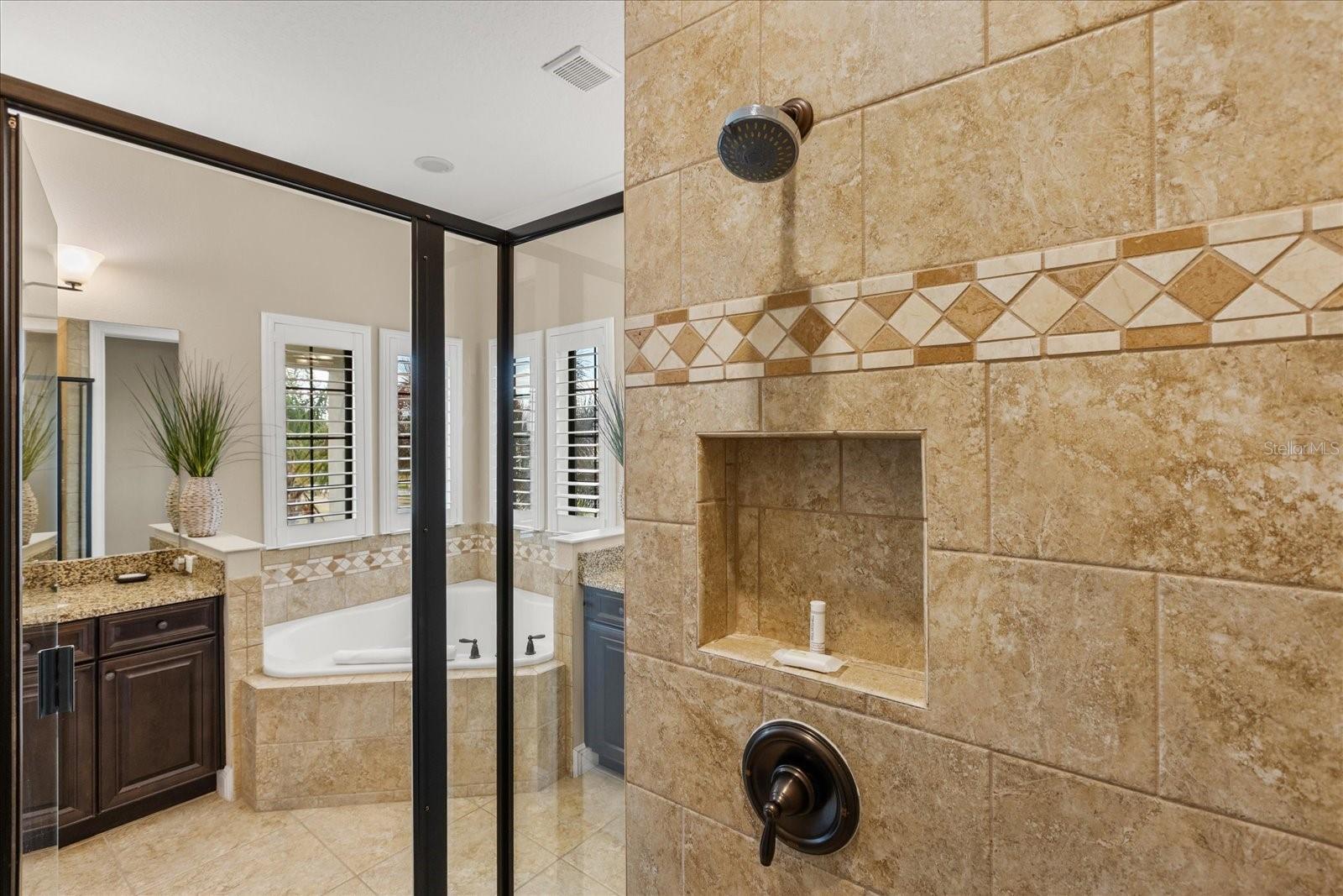 Image 51 of 78 For 989 Desert Mountain Court