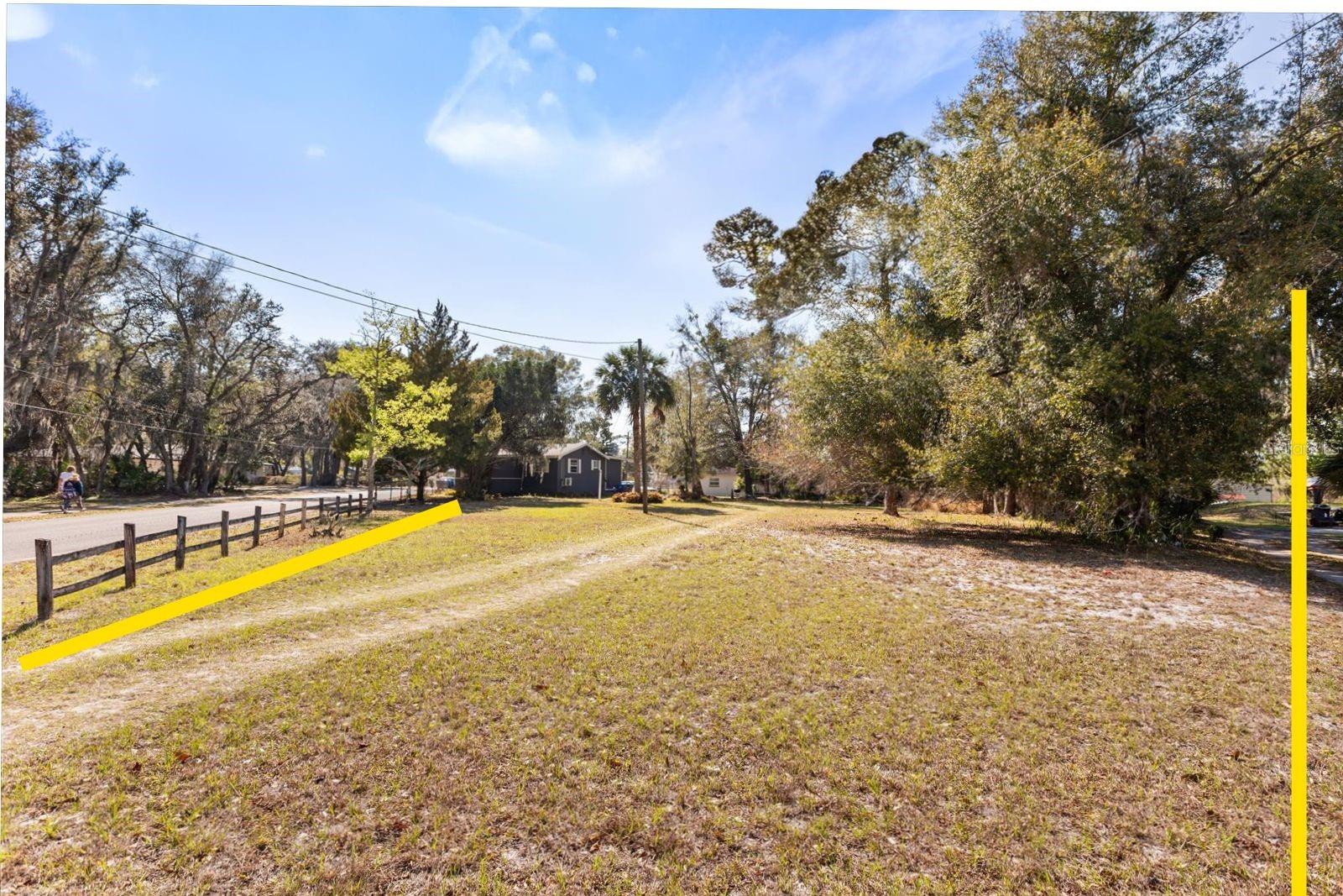 Image 37 of 39 For 585 Doctors Drive