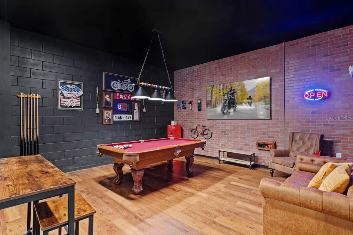 Image 22 of 68 For 10437 Ebb Tide Lane