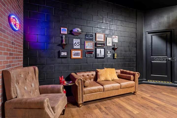 Image 26 of 68 For 10437 Ebb Tide Lane