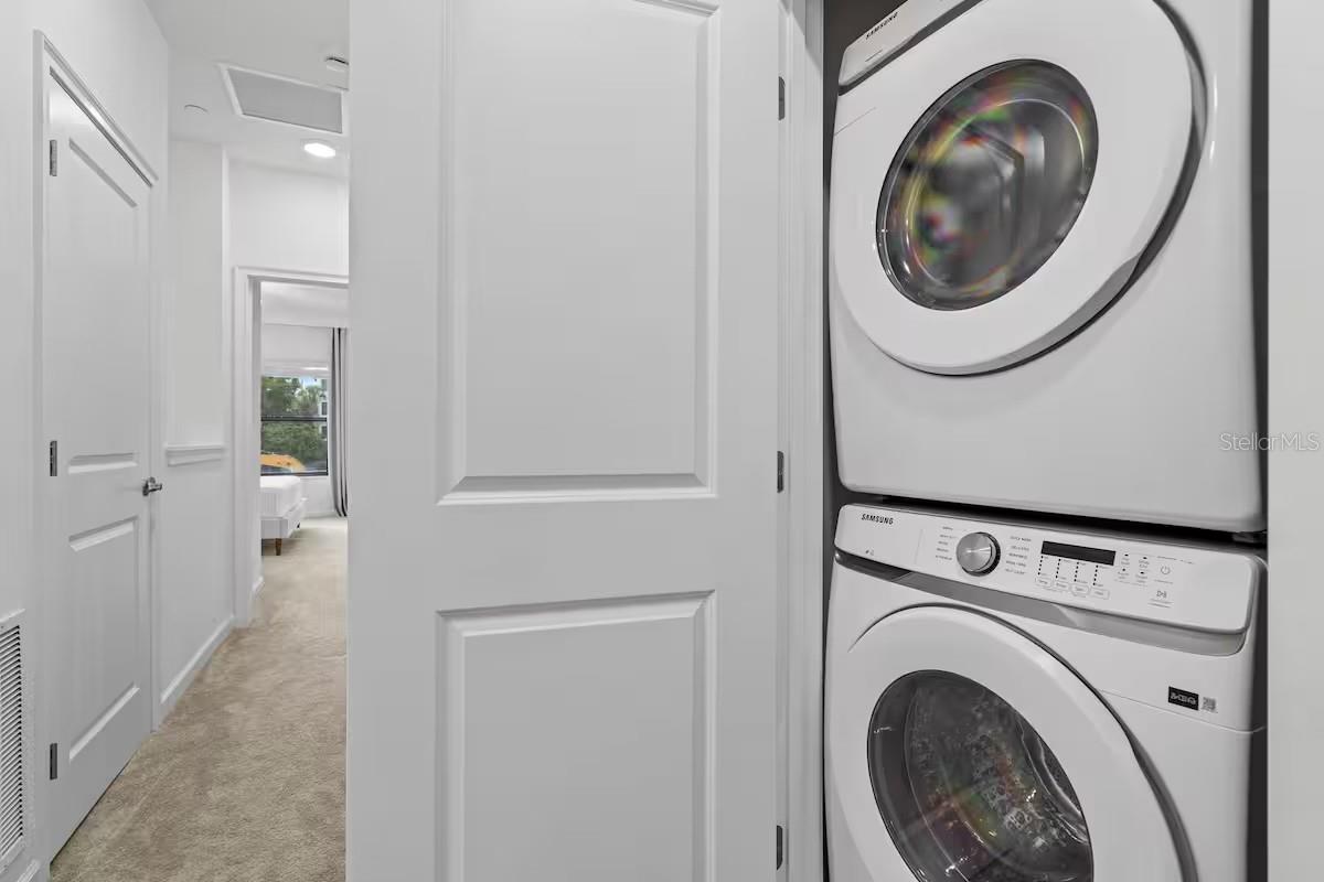 Image 29 of 68 For 10437 Ebb Tide Lane