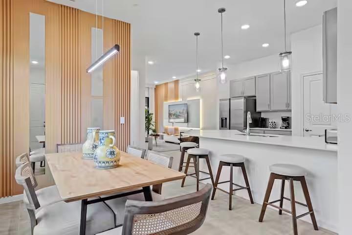 Image 6 of 68 For 10437 Ebb Tide Lane