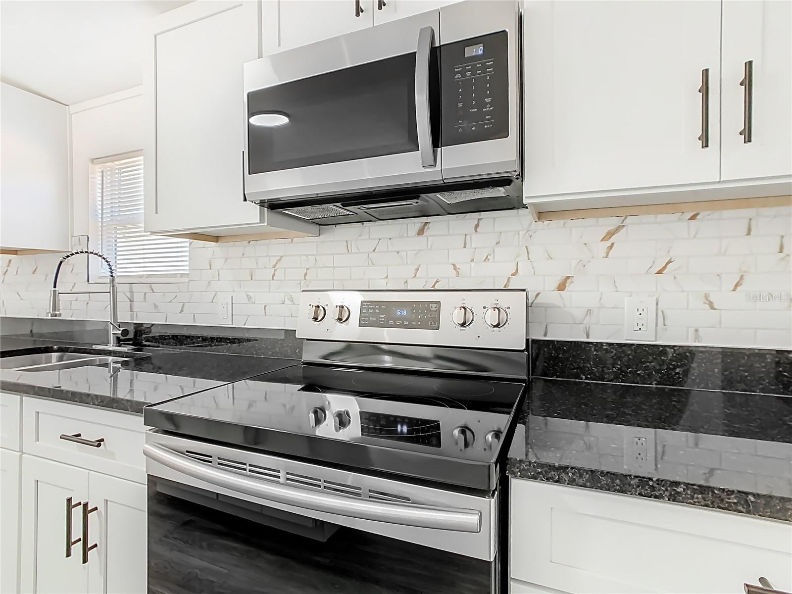 Image 20 of 56 For 3564 Reagan Boulevard