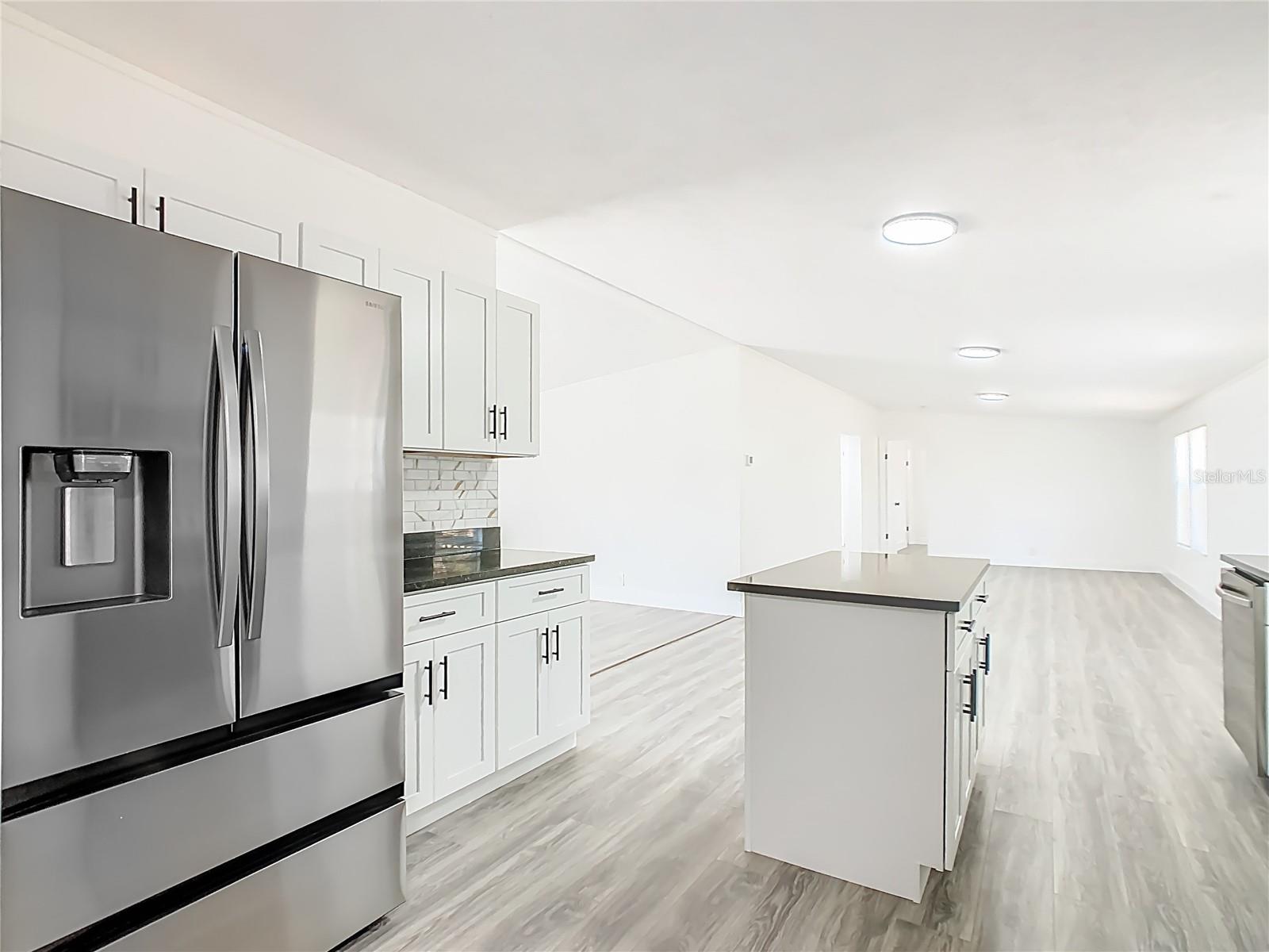 Image 21 of 56 For 3564 Reagan Boulevard