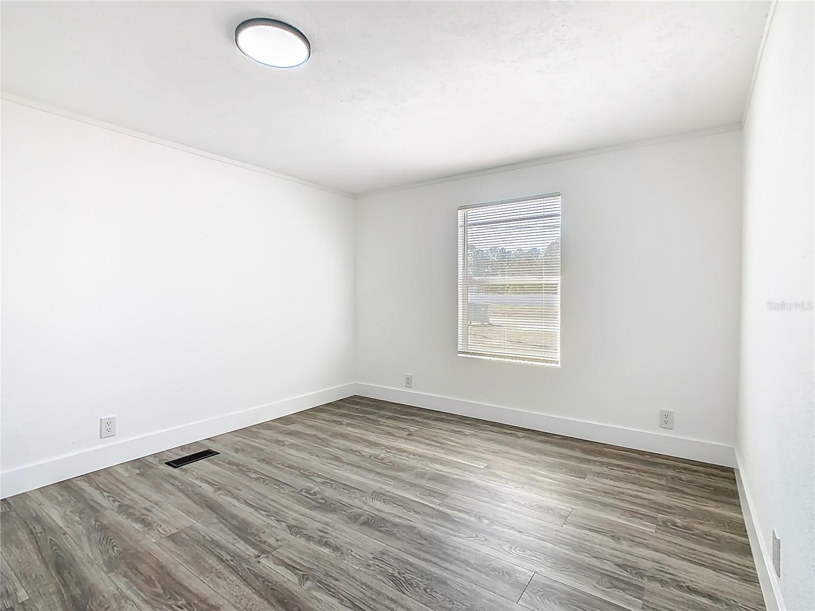 Image 28 of 56 For 3564 Reagan Boulevard