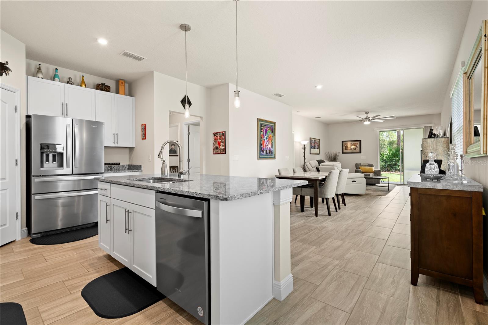 Image 4 of 22 For 1529 Chelsea Manor Circle