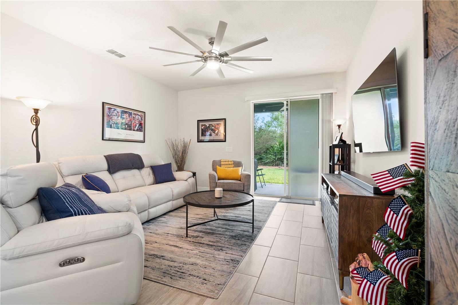 Image 9 of 22 For 1529 Chelsea Manor Circle