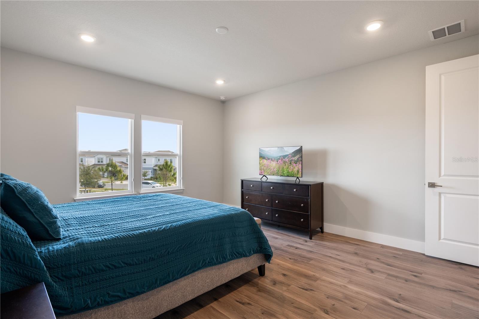 Image 16 of 52 For 13363 Panama Beach Court