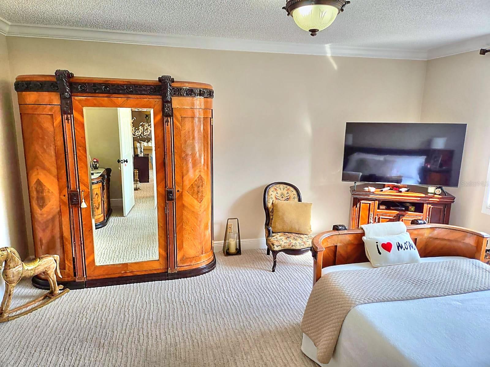 Image 8 of 11 For 300 Diplomat Parkway 203