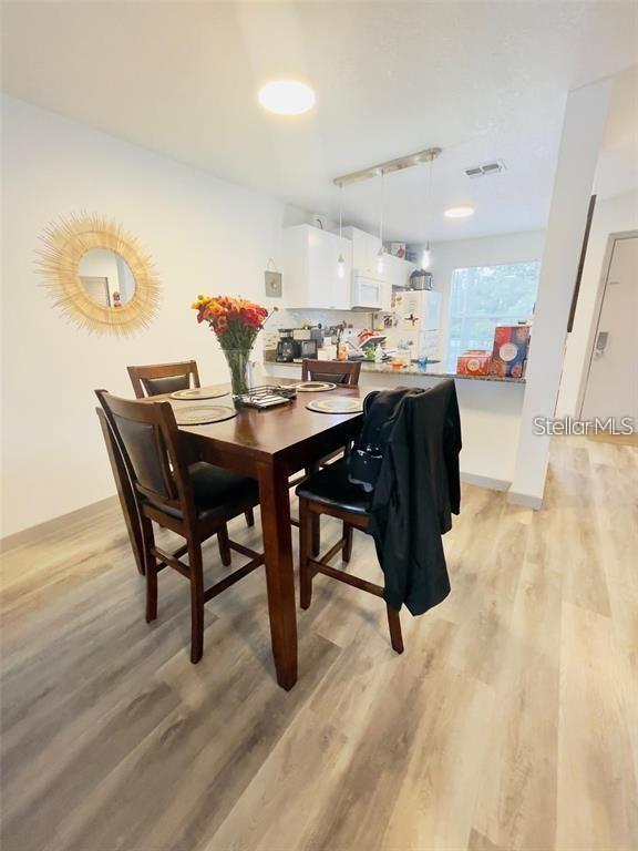 Image 5 of 12 For 2500 Woodgate Boulevard 203