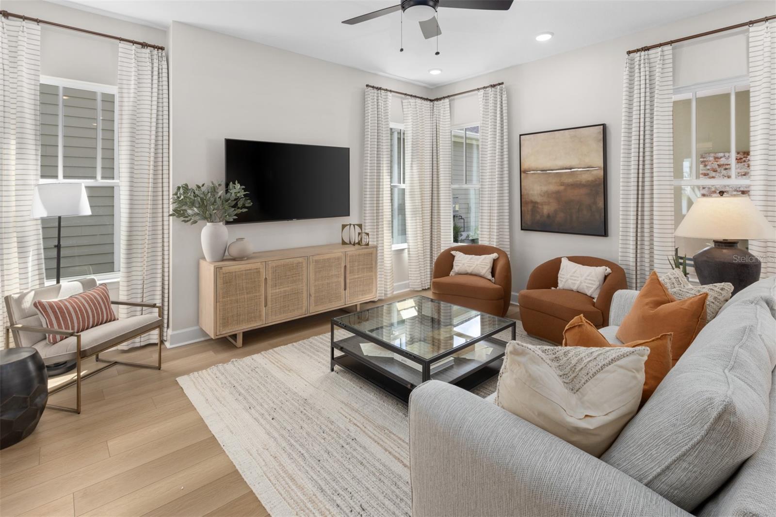 Image 8 of 35 For 2577 Celebration Boulevard