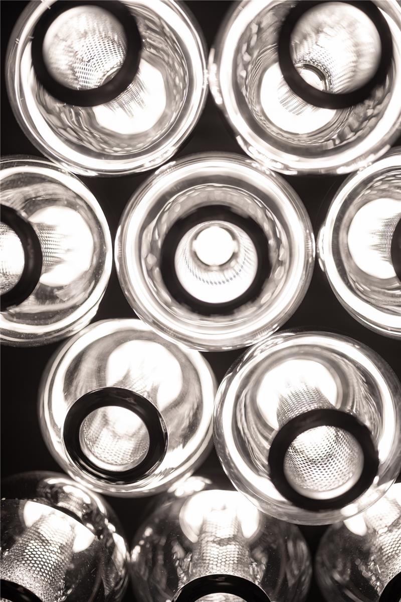 Listing photo id 23 for 6108 Elkins Avenue