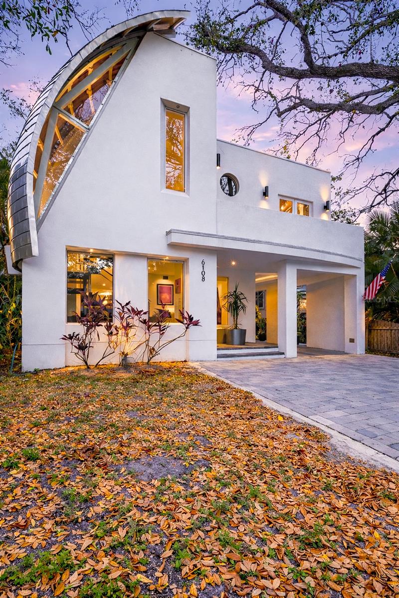 Listing photo id 7 for 6108 Elkins Avenue