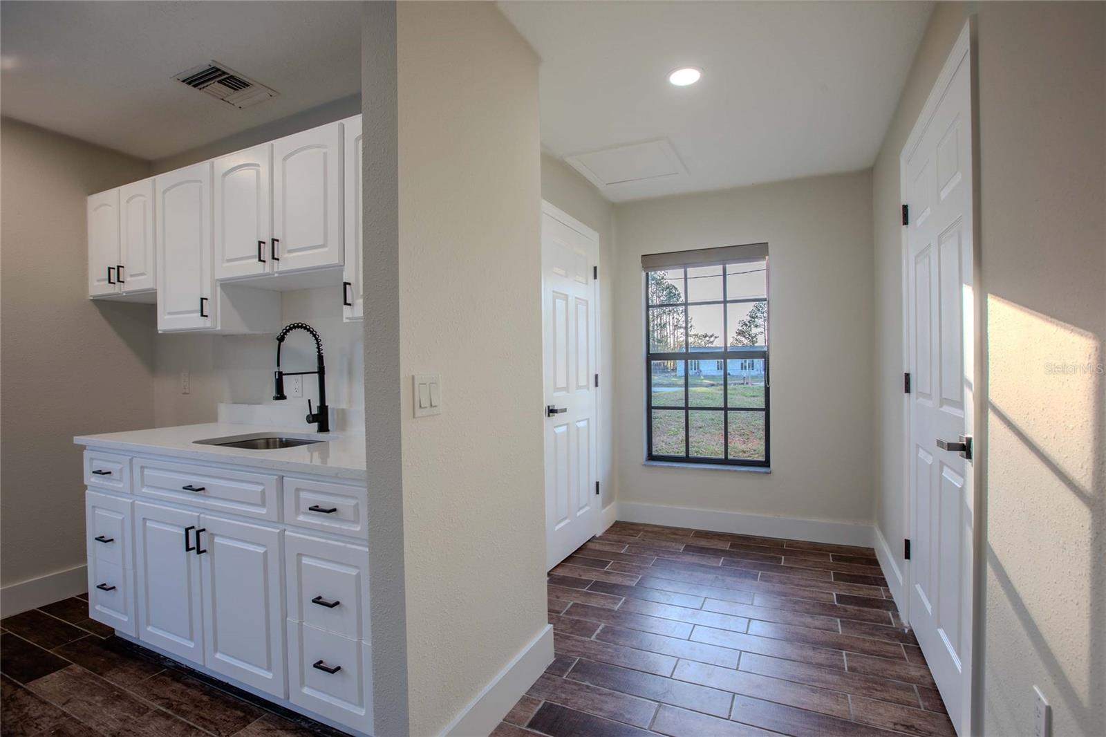 Image 22 of 91 For 3324 Haystack Road