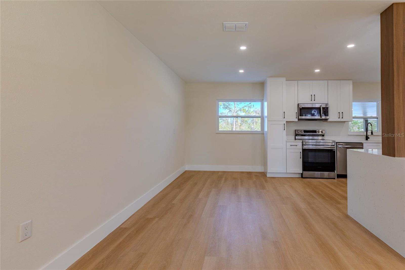 Image 28 of 91 For 3324 Haystack Road