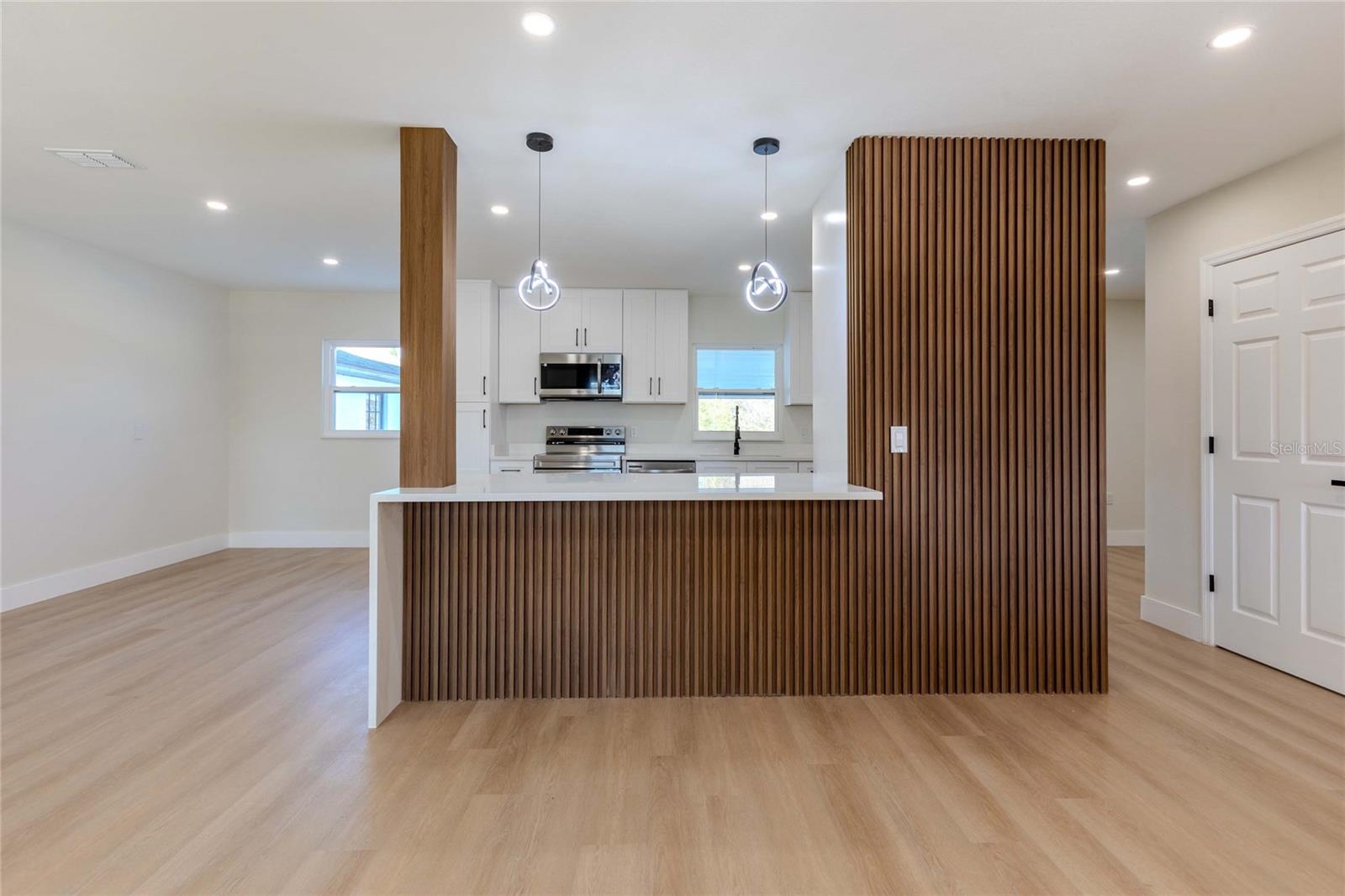 Image 5 of 91 For 3324 Haystack Road