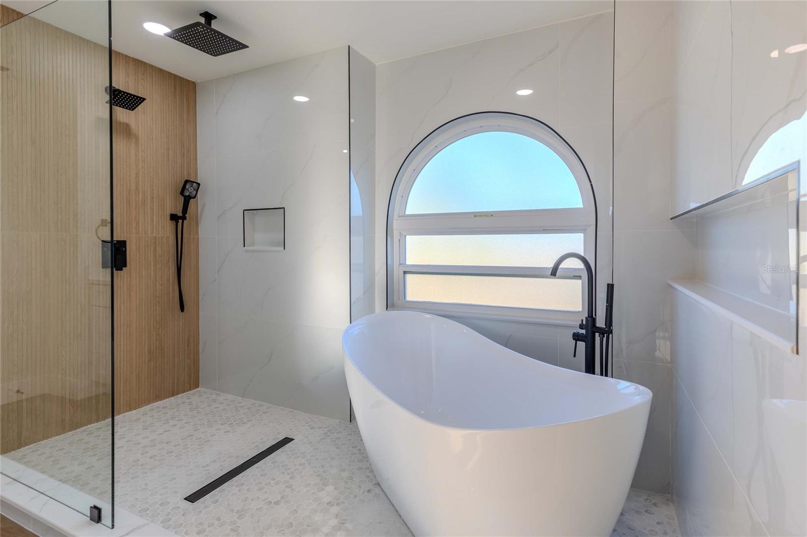 Image 6 of 91 For 3324 Haystack Road