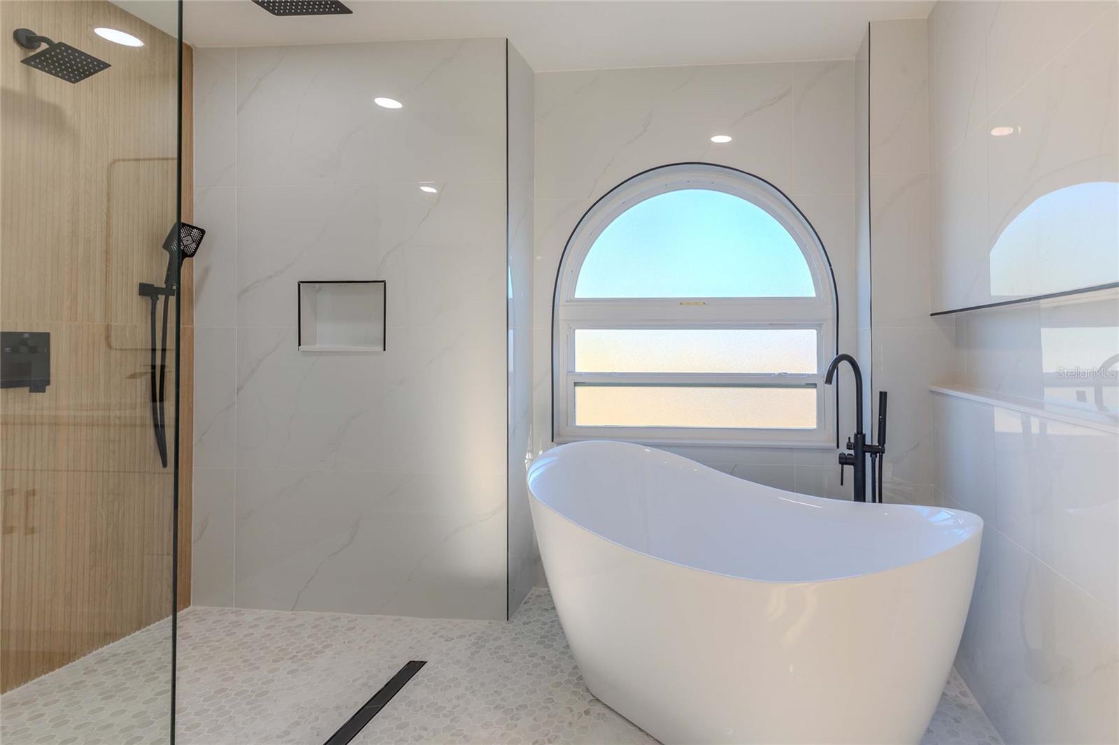 Image 60 of 91 For 3324 Haystack Road