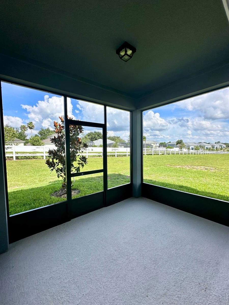 Image 7 of 11 For 2502 Winsome Way