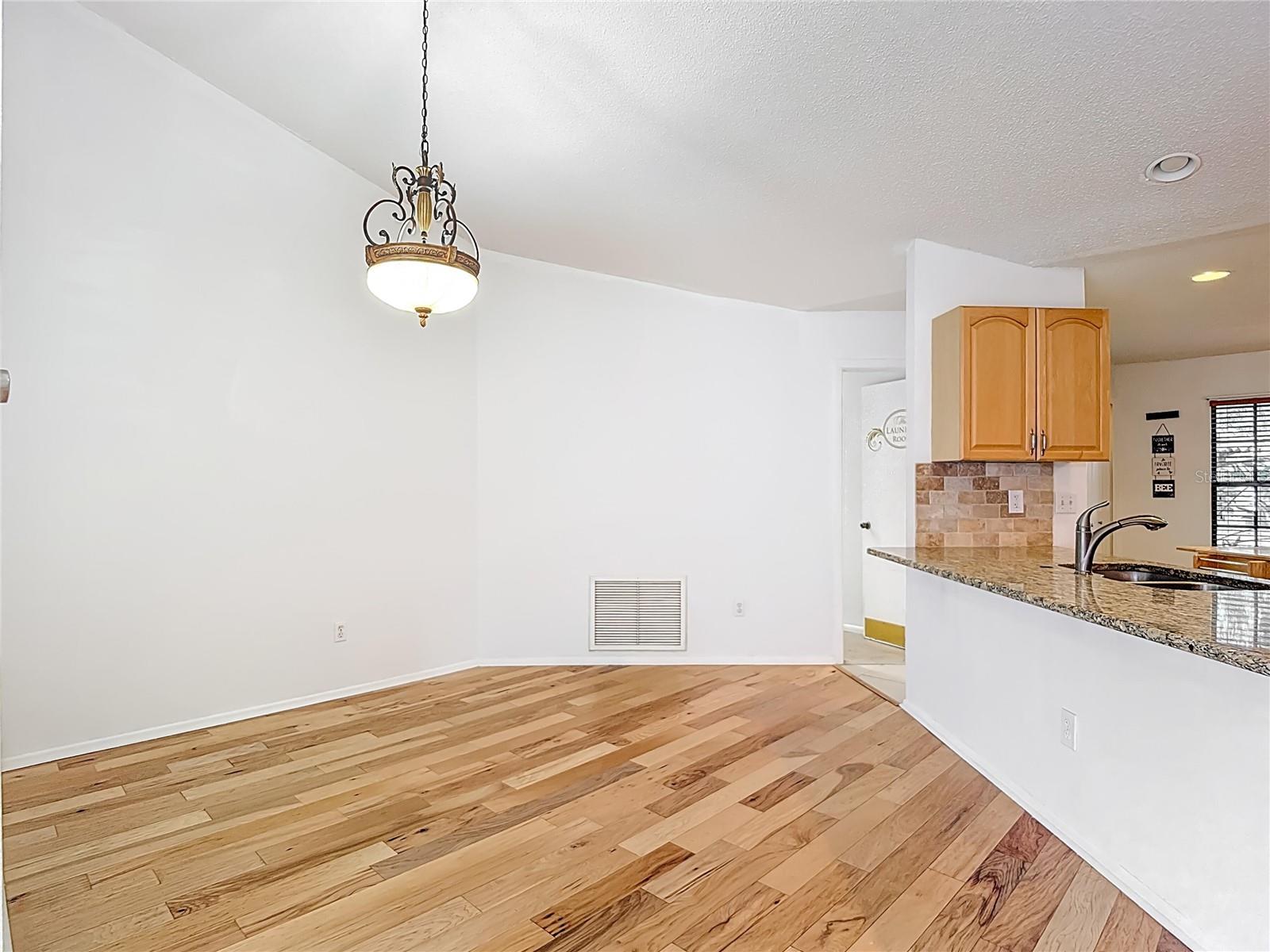 Image 29 of 78 For 15005 Redcliff Drive