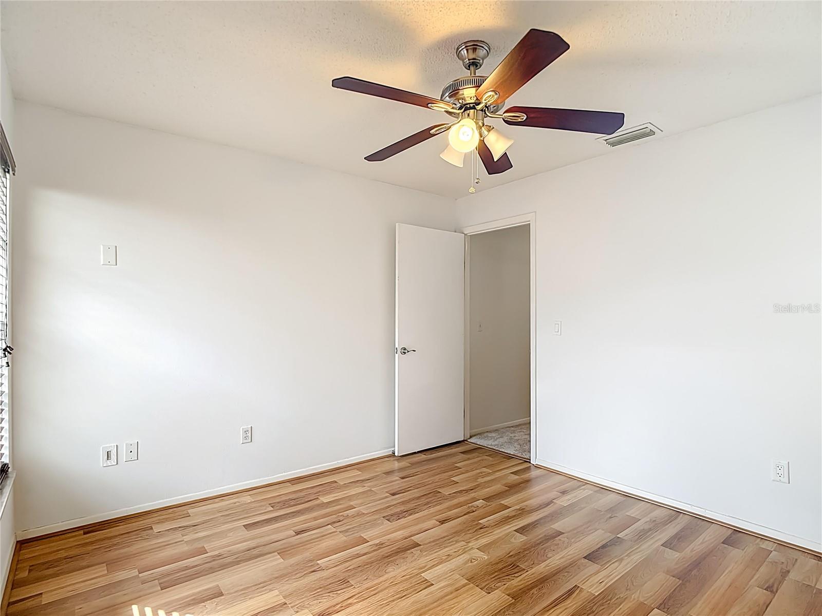 Image 42 of 78 For 15005 Redcliff Drive