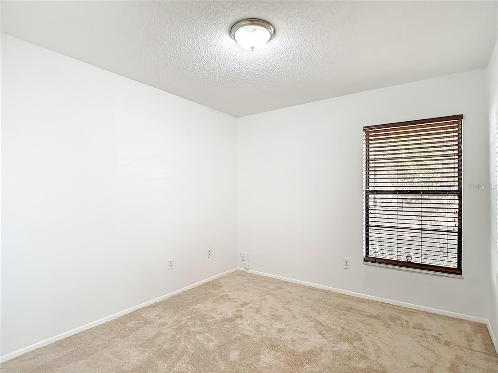 Image 44 of 78 For 15005 Redcliff Drive