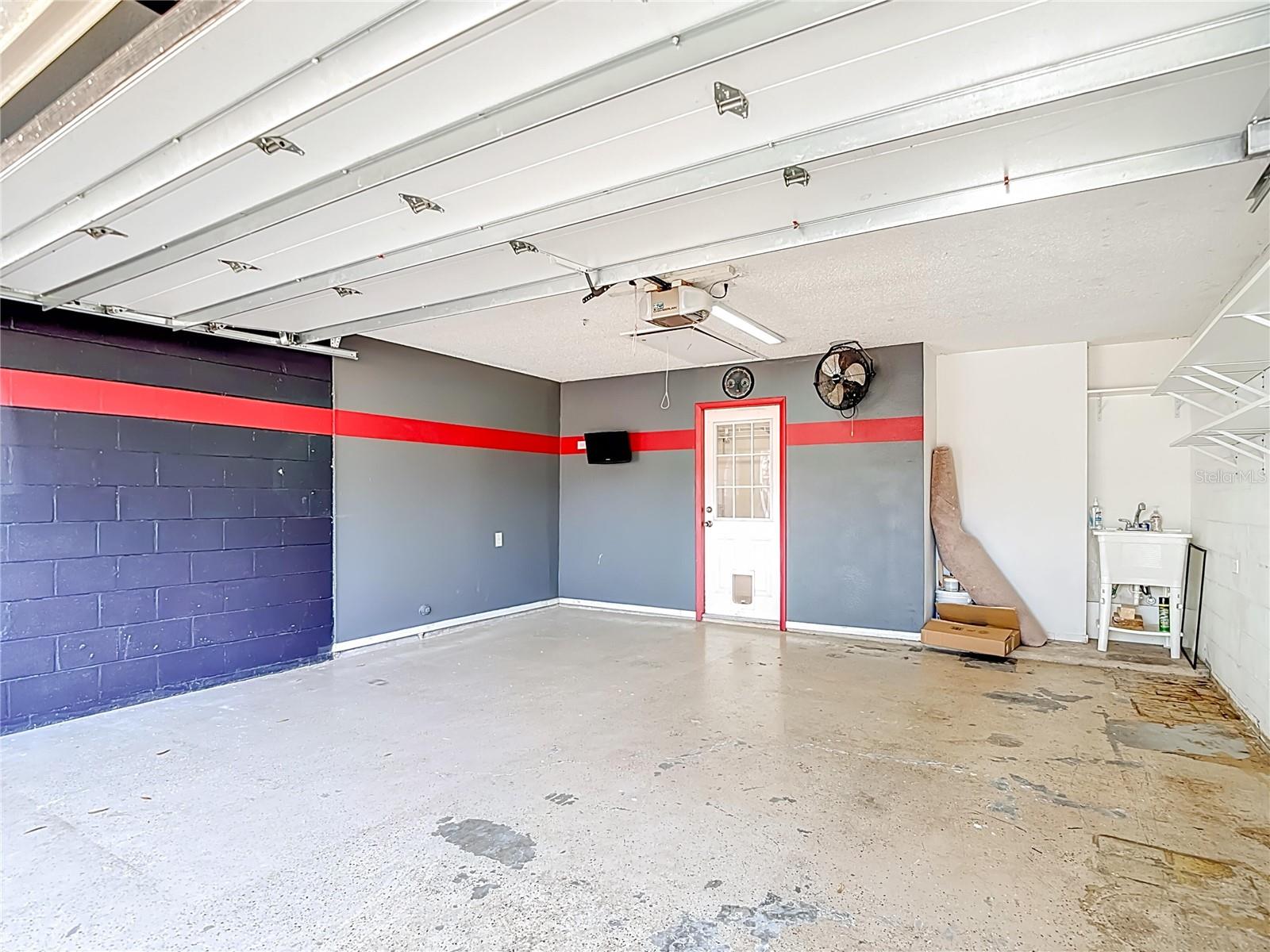 Image 63 of 78 For 15005 Redcliff Drive