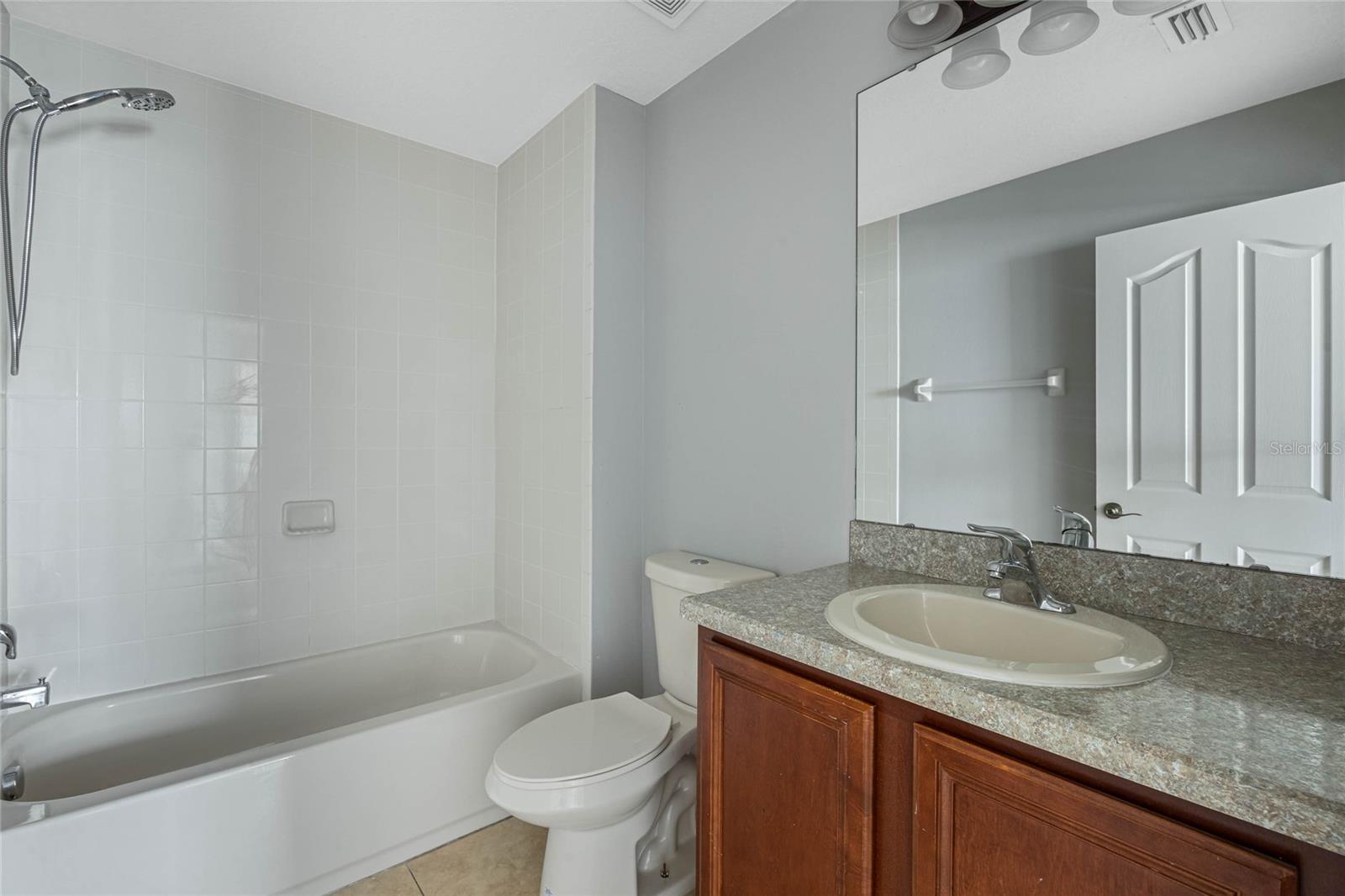 Image 15 of 22 For 7117 Swallow Run G1