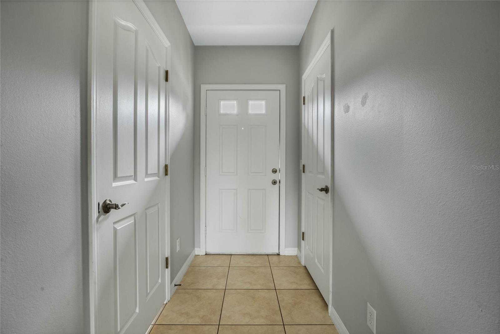 Image 3 of 22 For 7117 Swallow Run G1