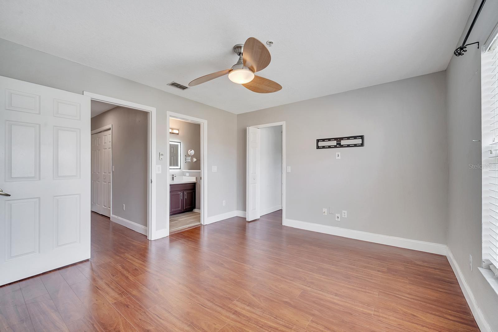 Image 11 of 19 For 200 Sterling Springs Lane