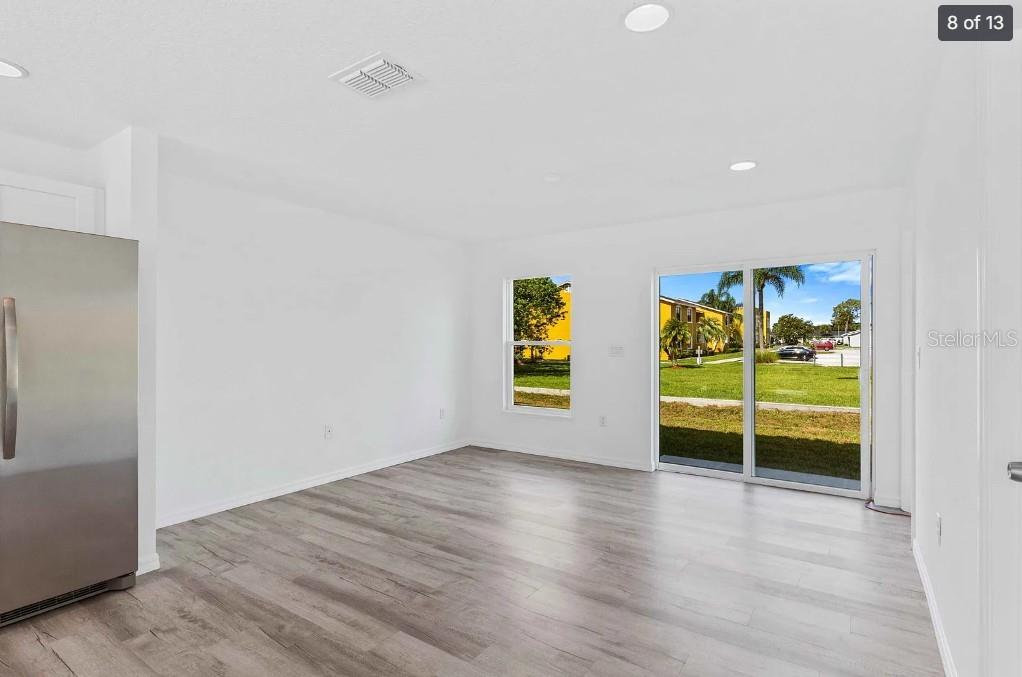 Image 6 of 12 For 172 Bowie Lane E