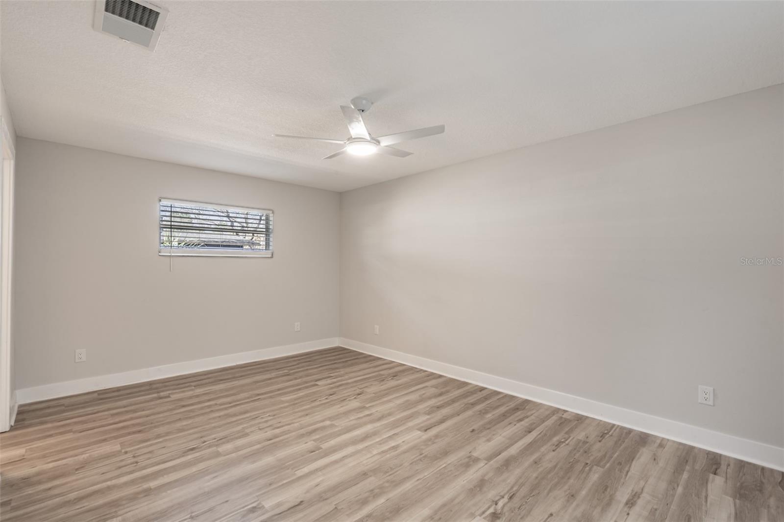 Image 13 of 30 For 418 Gilbert Road